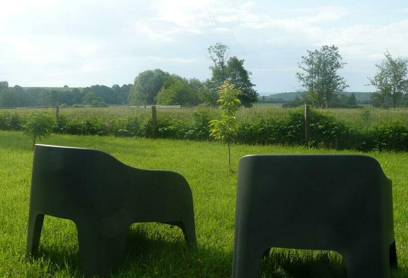 تختخواب و صبحانه La Fleur Et Le Soleil