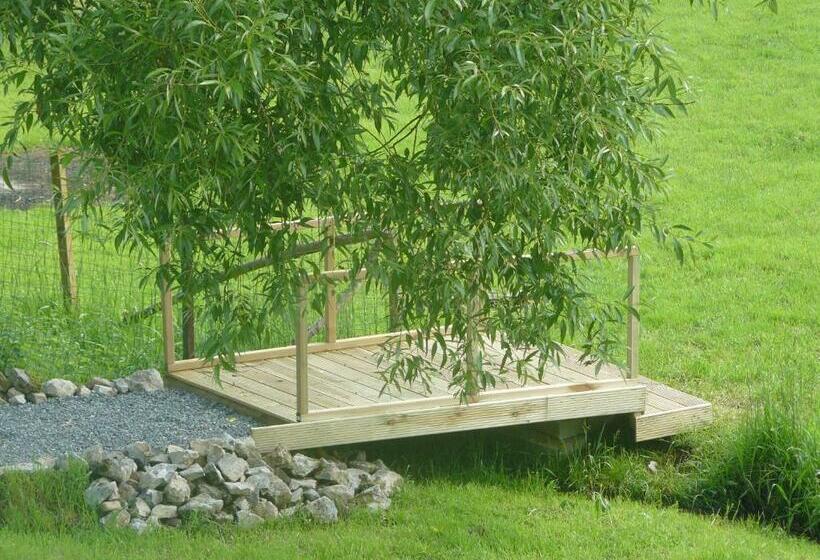 تختخواب و صبحانه La Fleur Et Le Soleil