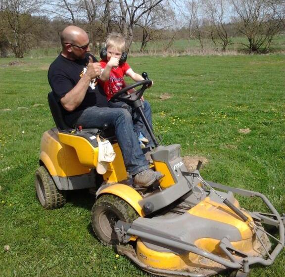 تختخواب و صبحانه La Fleur Et Le Soleil