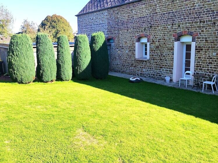 ベッドアンドブレックファースト La Minoterie