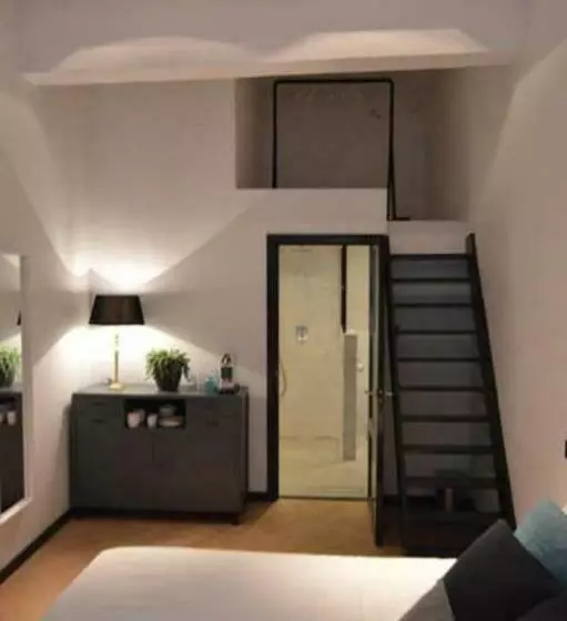 Aamiaismajoitus (B&B) Romantic Ground Floor Suite In Pijp Near Sarphatipark
