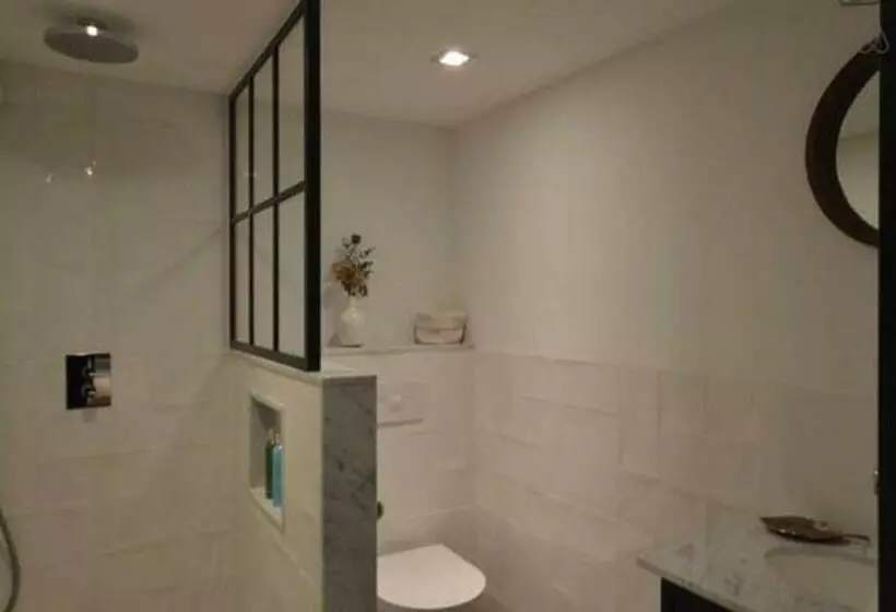 Aamiaismajoitus (B&B) Romantic Ground Floor Suite In Pijp Near Sarphatipark