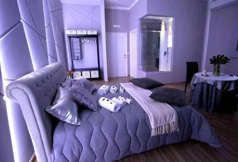 پانسیون Reggia & Dintornis A Caserta