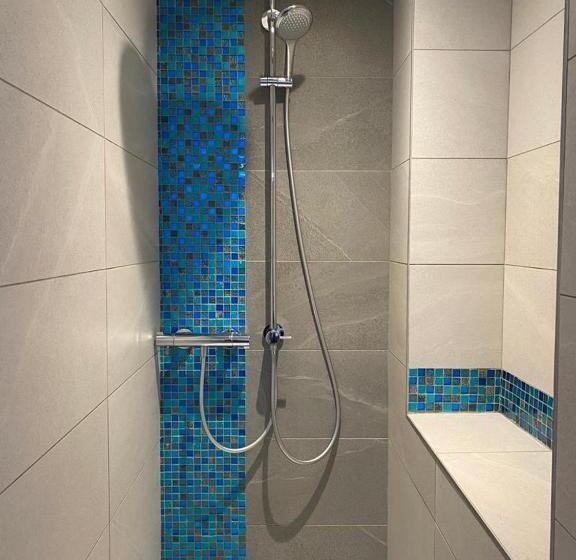 ベッドアンドブレックファースト Au Cheval Blanc   Appartements Et Chambres D Hôtes