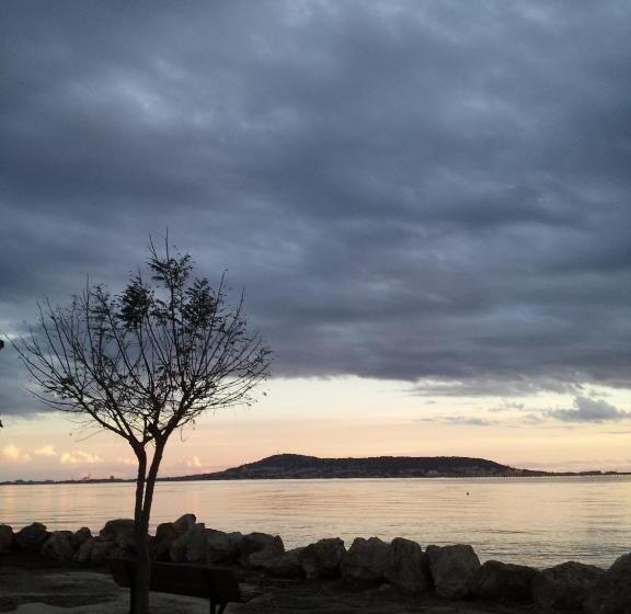 ベッドアンドブレックファースト Chambre à Bouzigues Dans Villa Individuelle