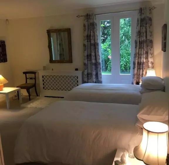 Aamiaismajoitus (B&B) Gweebarra