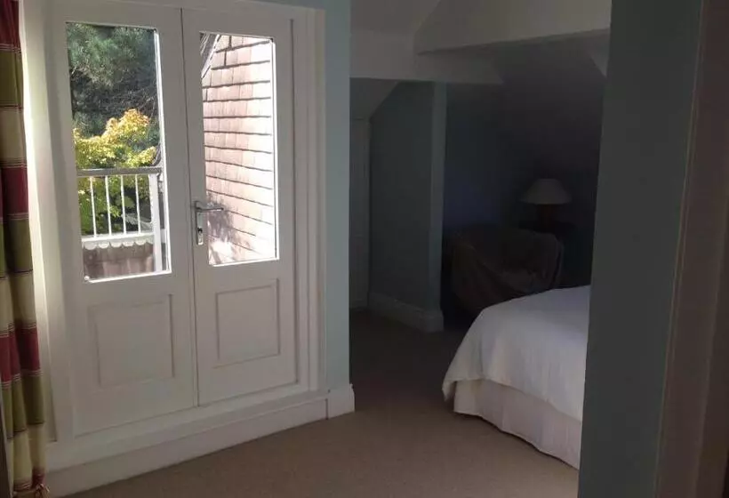 Aamiaismajoitus (B&B) Gweebarra