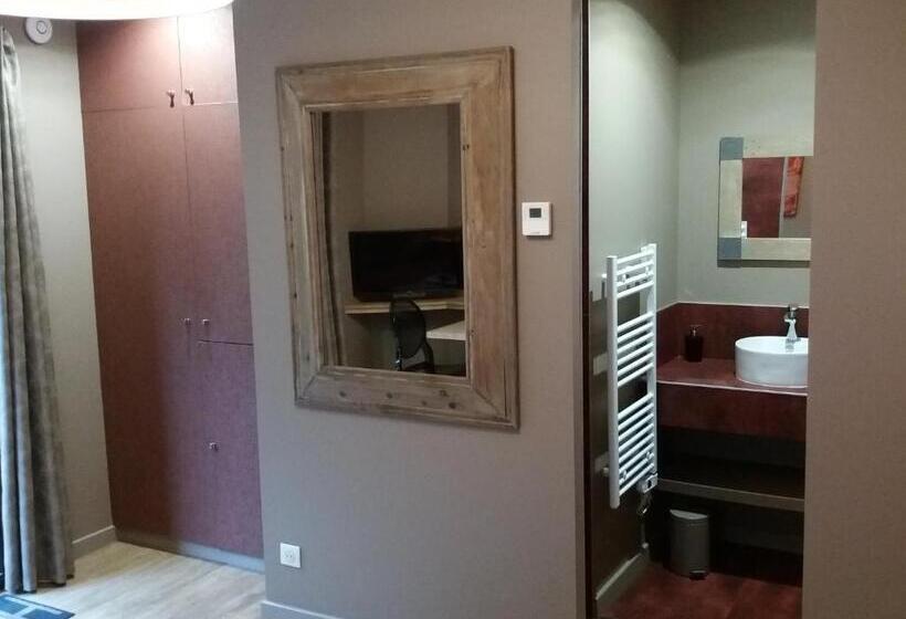 مبيت وإفطار Le Clos Des Barelles