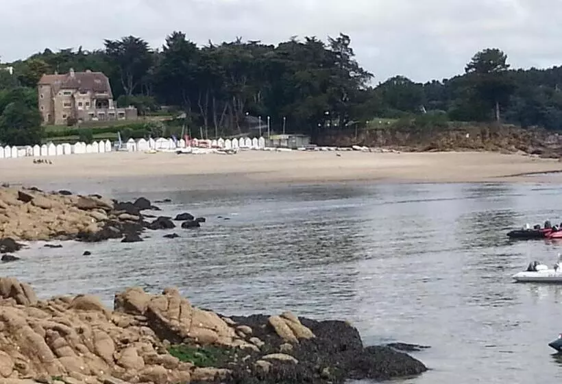 Aamiaismajoitus (B&B) Les Chambres De L Atelier