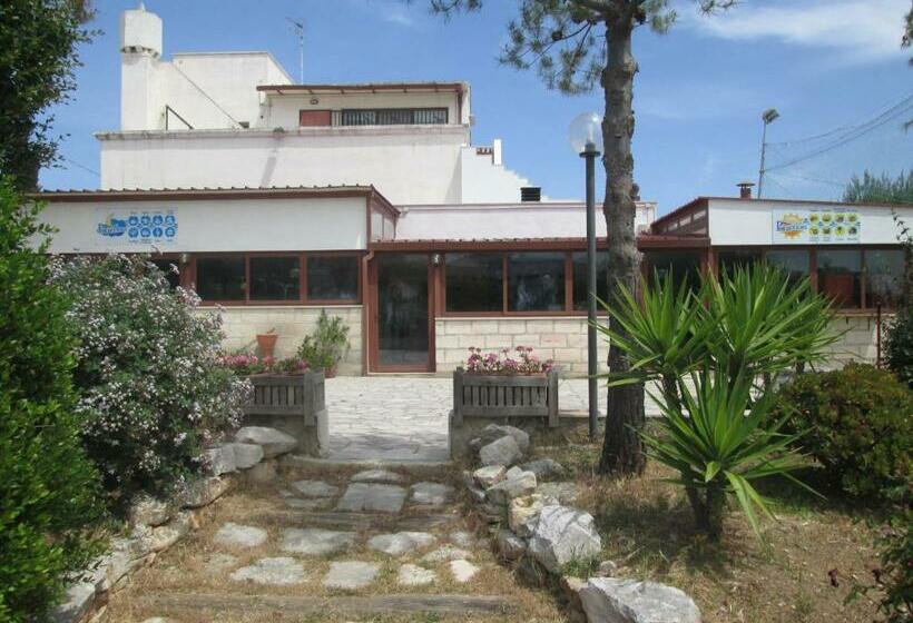 تختخواب و صبحانه Pescandora