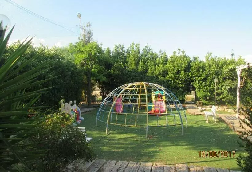Aamiaismajoitus (B&B) Pescandora