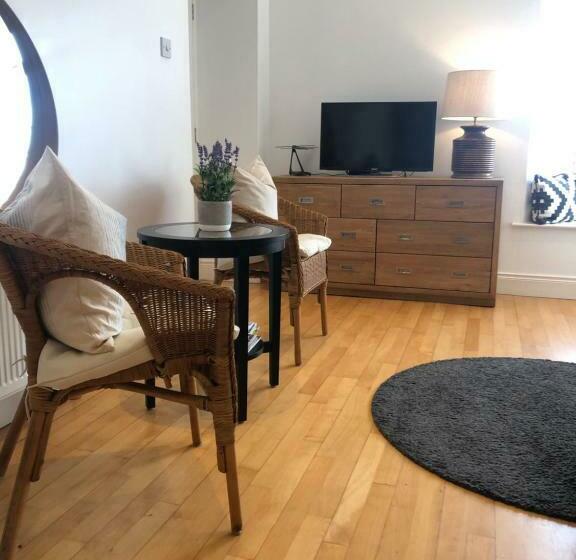 ベッドアンドブレックファースト The Harbour Studio