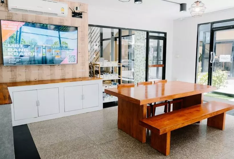 ホテル Baansuay Rattanathibet Apartment