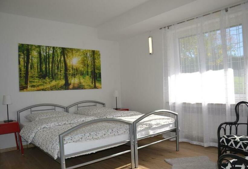 פנסיון Fewo Lilly