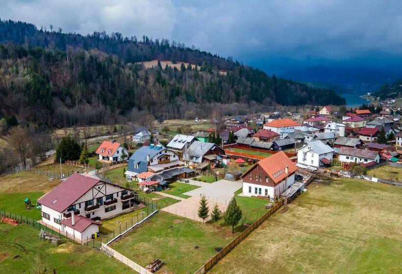 پانسیون Montana Resort Colibita