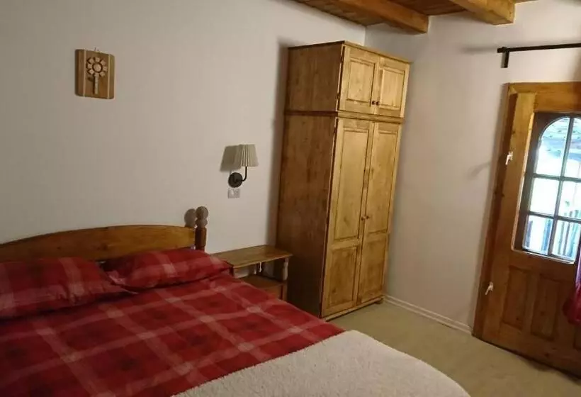 Majatalo Montana Resort Colibita