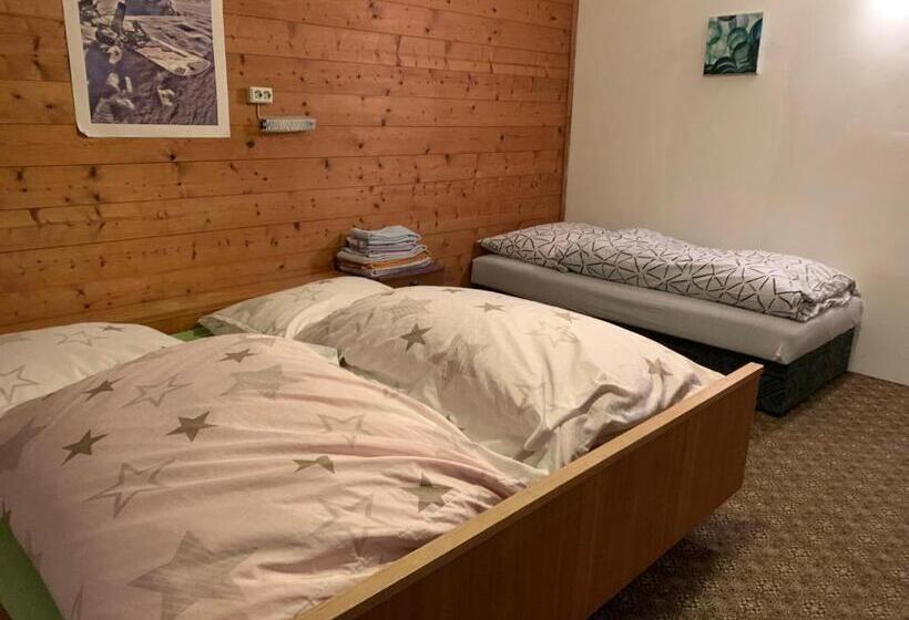 פנסיון Mountain Blast