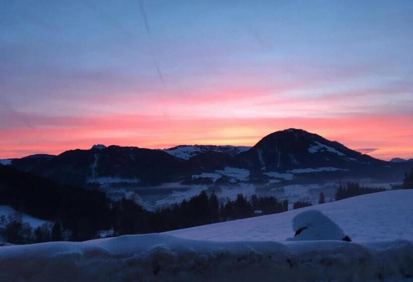 פנסיון Mountain Blast