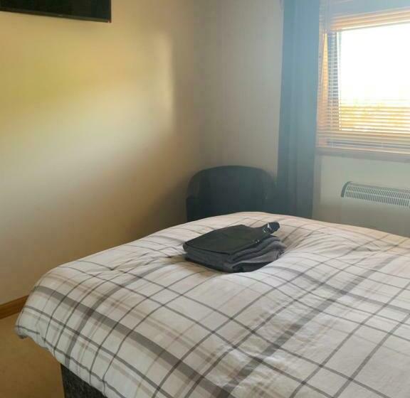 פנסיון No 52   Apartment With Lounge And Dining Area   No Kitchen