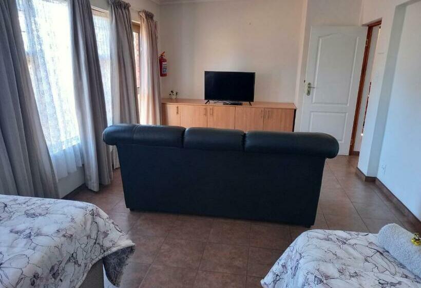 Пансион White Rose Guest House