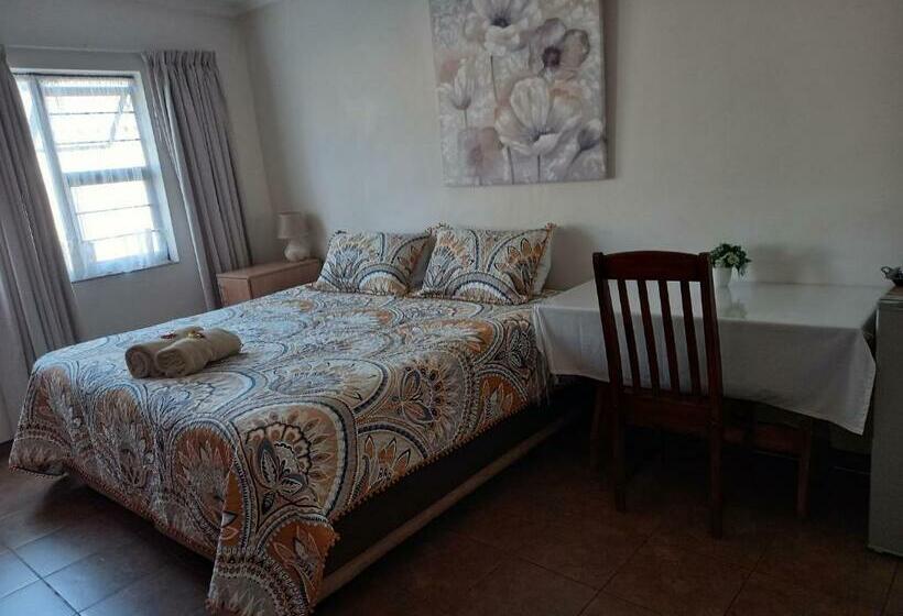 Пансион White Rose Guest House