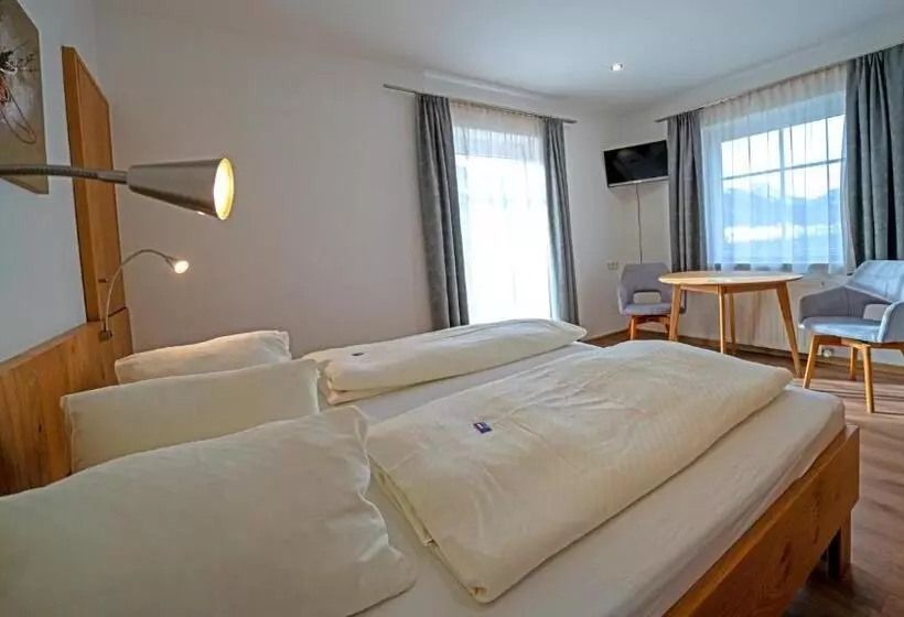 Pension Haus Edelweiss
