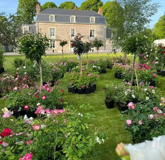 ベッドアンドブレックファースト Le Manoir Du Ribardon