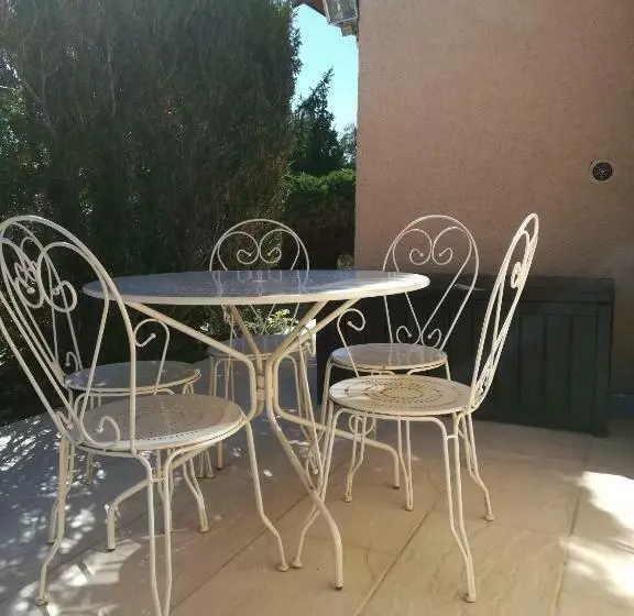 ベッドアンドブレックファースト Le Ti Roussat