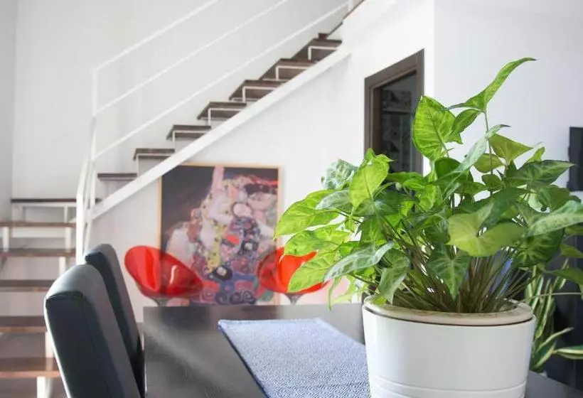 ベッドアンドブレックファースト Notti Vesuviane