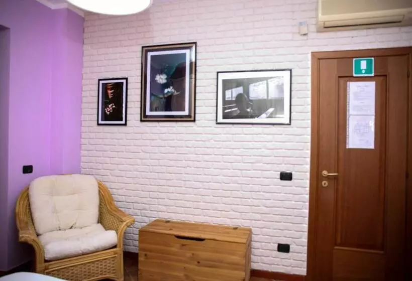 تختخواب و صبحانه Paoline S Suite In Villa