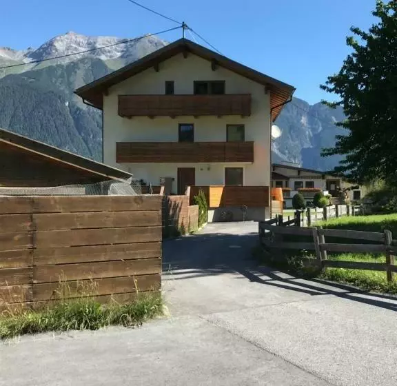 ホテル Pferdehof Bachegg