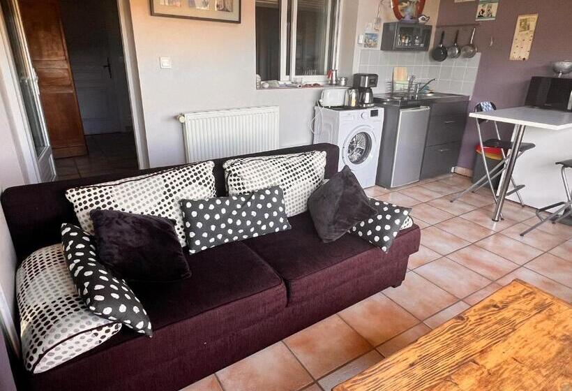 膳宿费 Halte En Provence