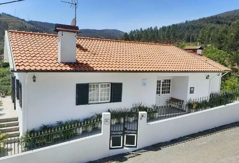 تختخواب و صبحانه Casa De Vilarinho