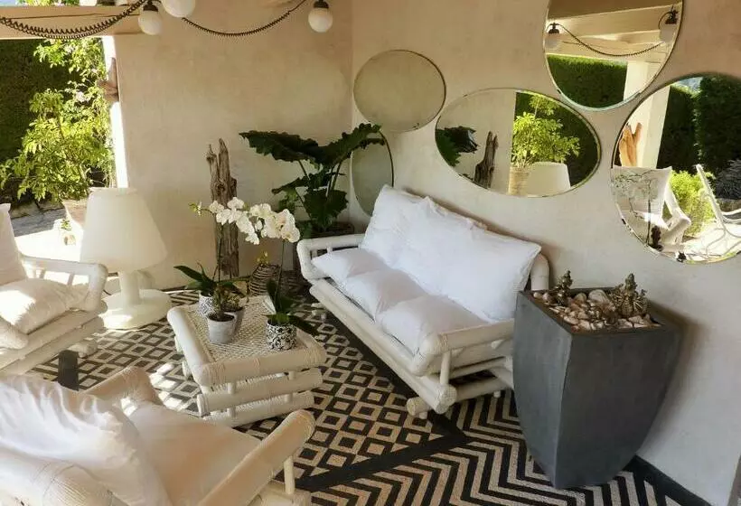 Aamiaismajoitus (B&B) Chambre D Hotes Casa Biba