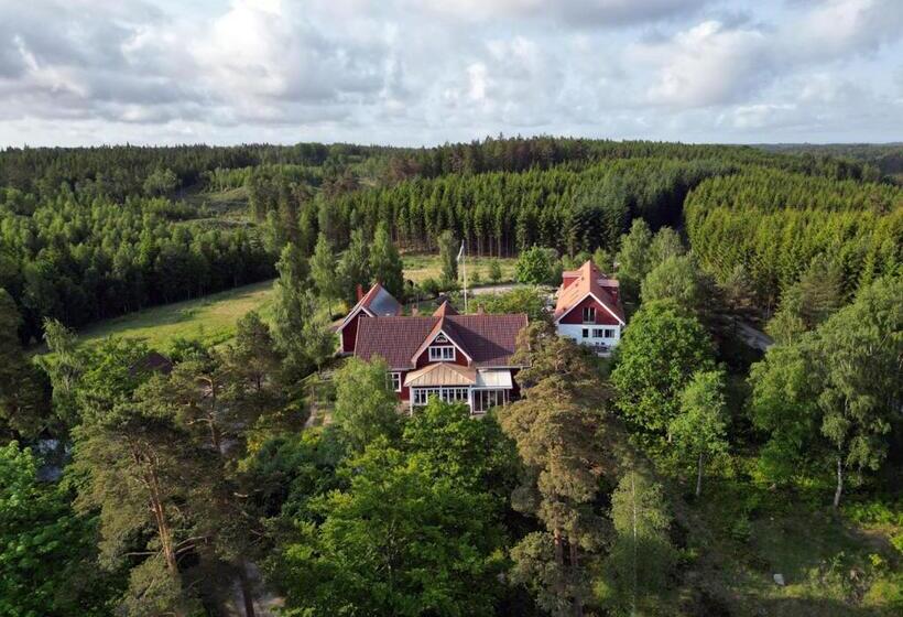 Bed and Breakfast Escape To Paulssonpaleo