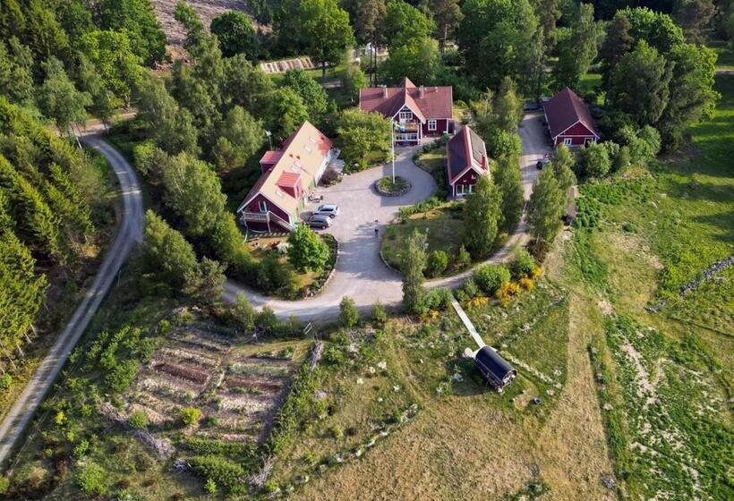 Bed and Breakfast Escape To Paulssonpaleo