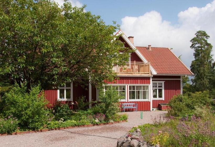 Bed and Breakfast Escape To Paulssonpaleo