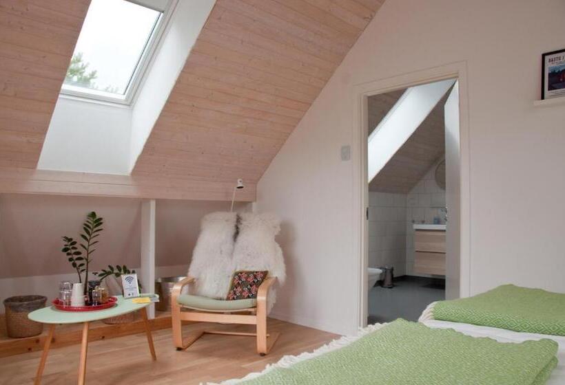 Bed and Breakfast Escape To Paulssonpaleo