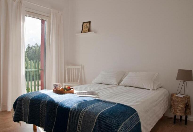 Bed and Breakfast Escape To Paulssonpaleo