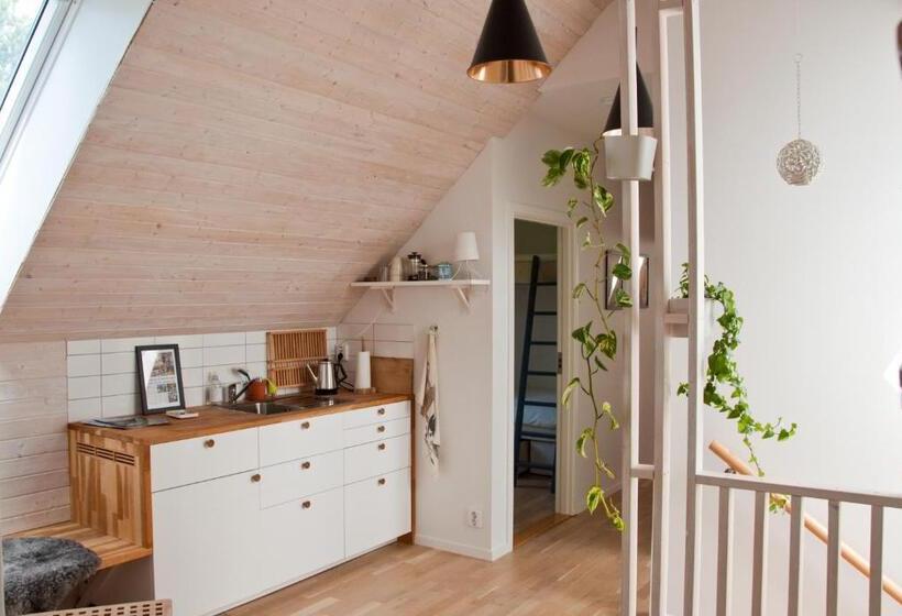 Bed and Breakfast Escape To Paulssonpaleo