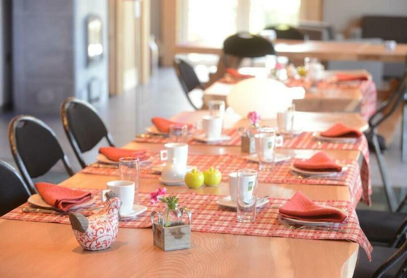 تختخواب و صبحانه Les Coteaux Du Vinave