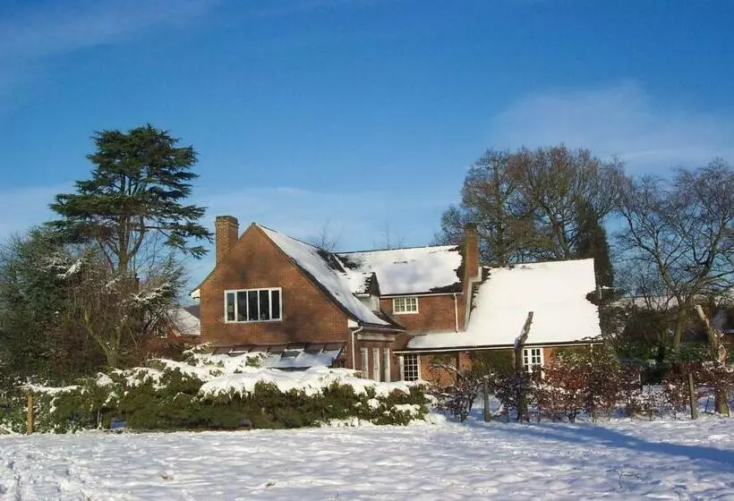 Aamiaismajoitus (B&B) Mayertorne Cottage