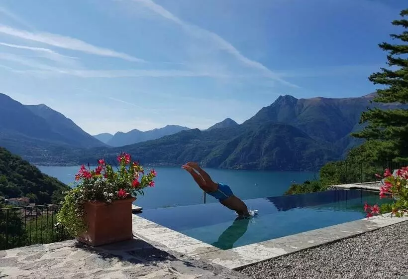 Aamiaismajoitus (B&B) Villa Silvi Piscina Sauna E Hot Tub