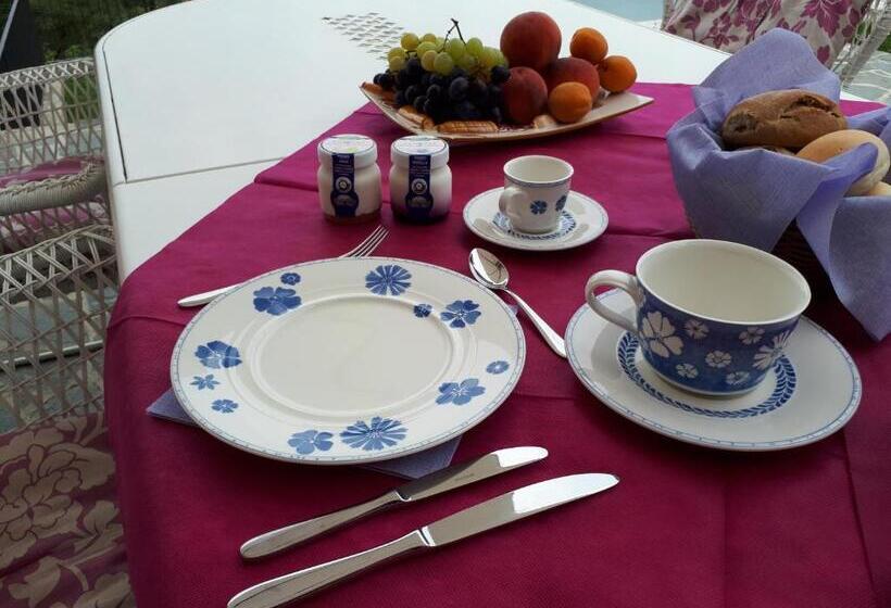 مبيت وإفطار Villa Silvi Piscina Sauna E Hot Tub