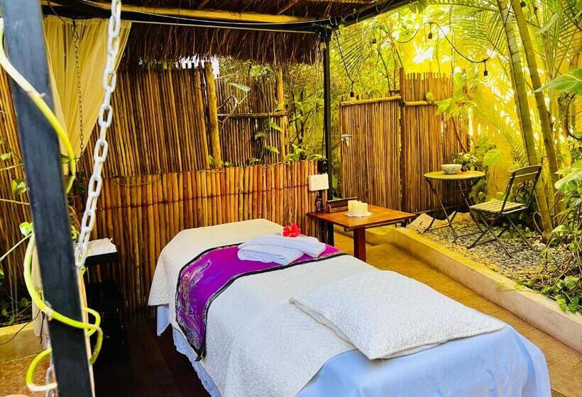 Hacienda Boutique B&b And Spa Solo Adultos