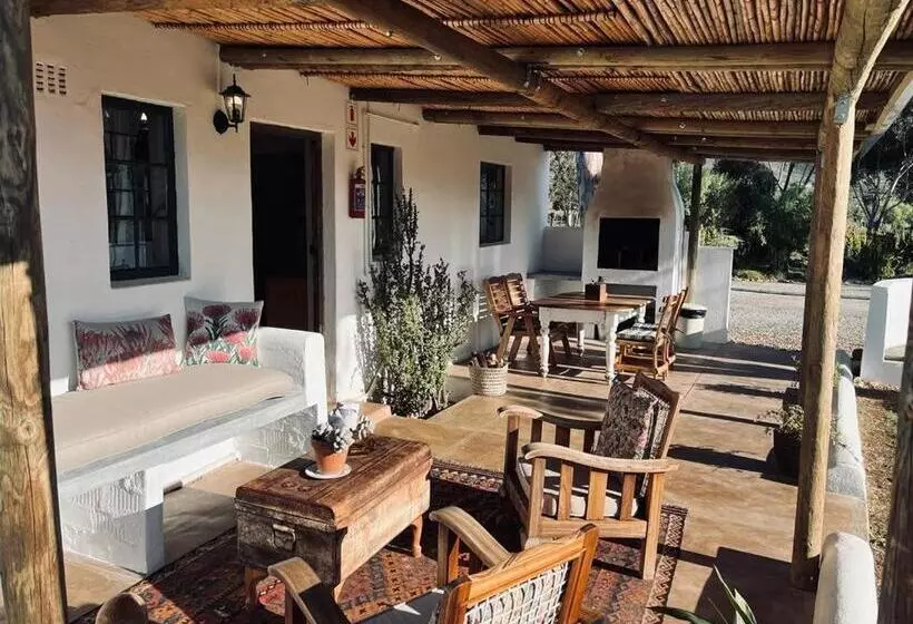 Hotelli 360on62 Farm Cottages