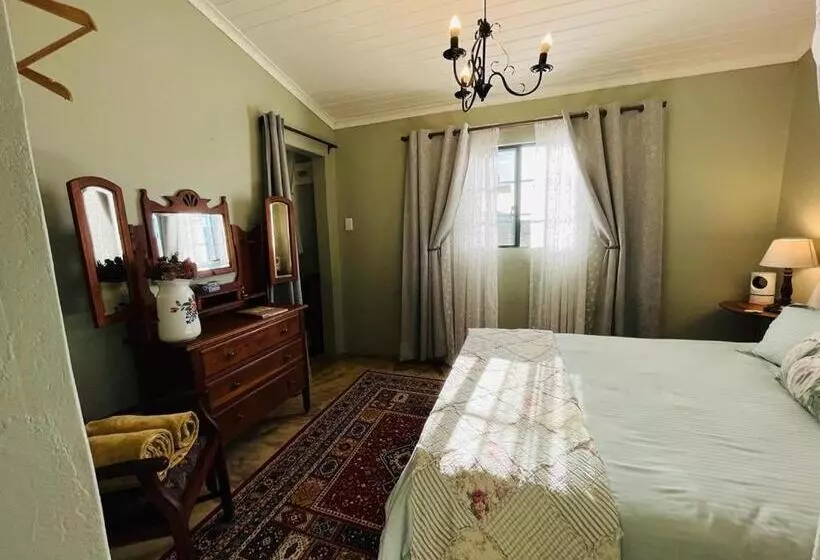 Hotelli 360on62 Farm Cottages