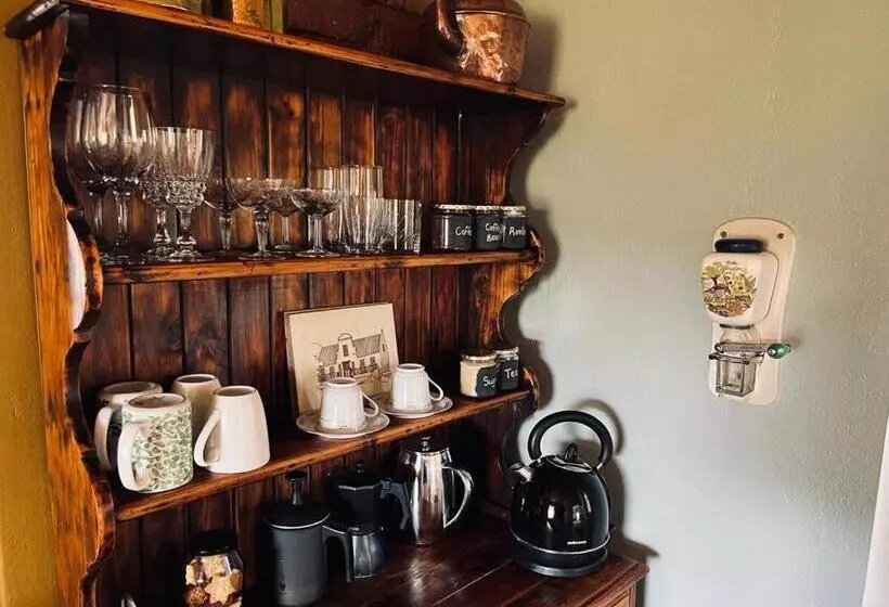 Hotelli 360on62 Farm Cottages