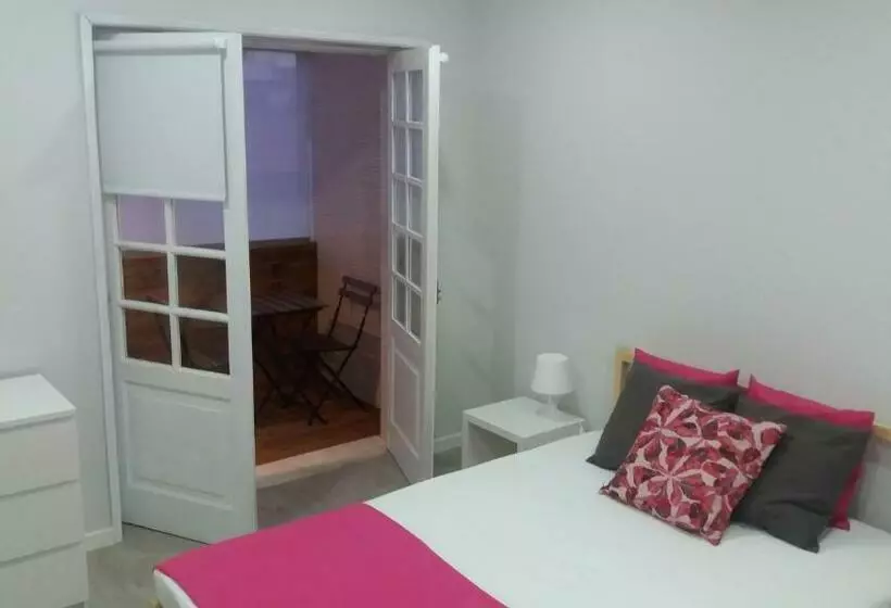پانسیون Casa Pirosa