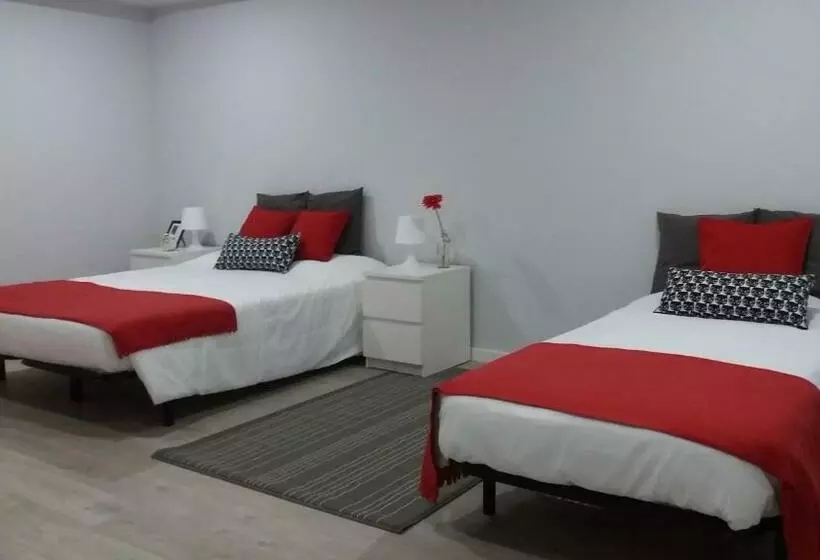 پانسیون Casa Pirosa
